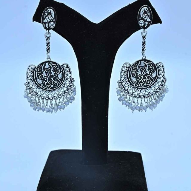 Elvia oxidized silver-toned chandbali