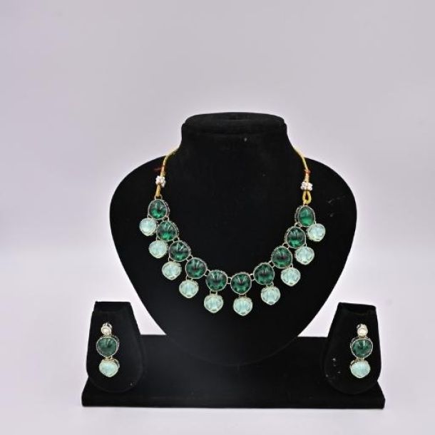 Green Drop Choker Set